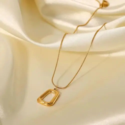 Modern Abstract Pendant Necklace – 18K women gold chain design DZOIR