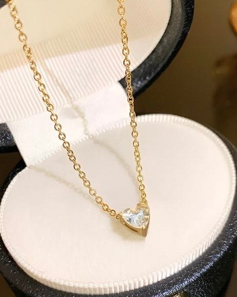 Elegant Solitaire Heart Necklace for Women – Gold Plated Chain with CZ Stone