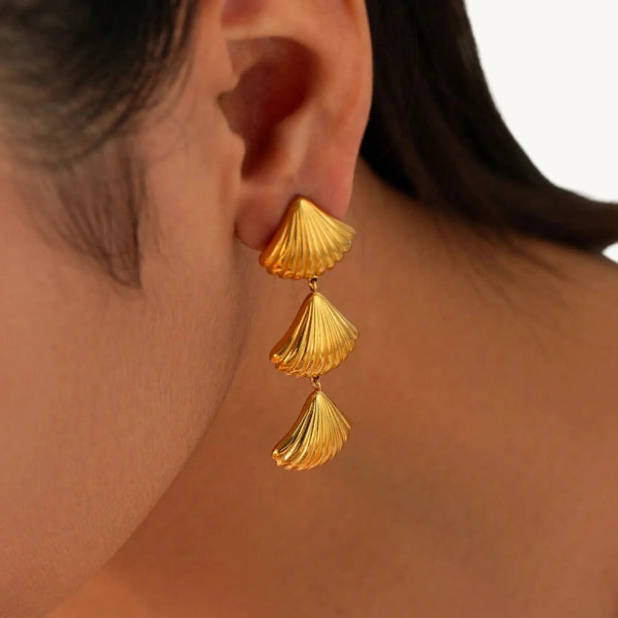 Gold-Plated Shell Dangle Earrings for Women – Vintage Boho Statement Jewelry, Ocean-Inspired Drop Earrings DZOIR