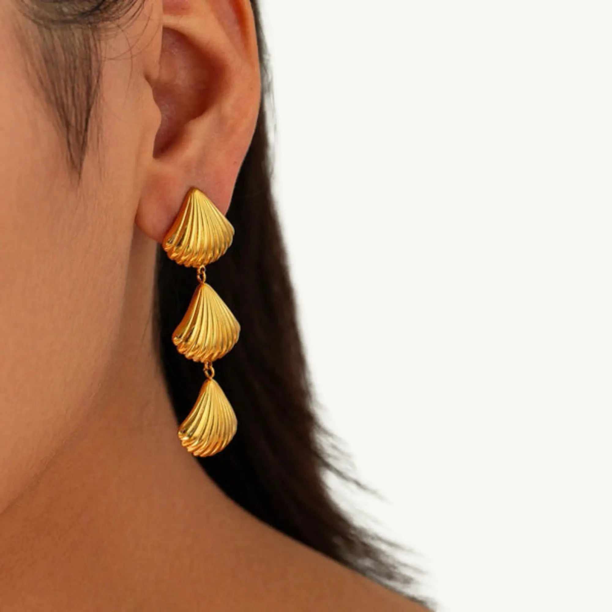 Gold-Plated Shell Dangle Earrings for Women – Vintage Boho Statement Jewelry, Ocean-Inspired Drop Earrings DZOIR