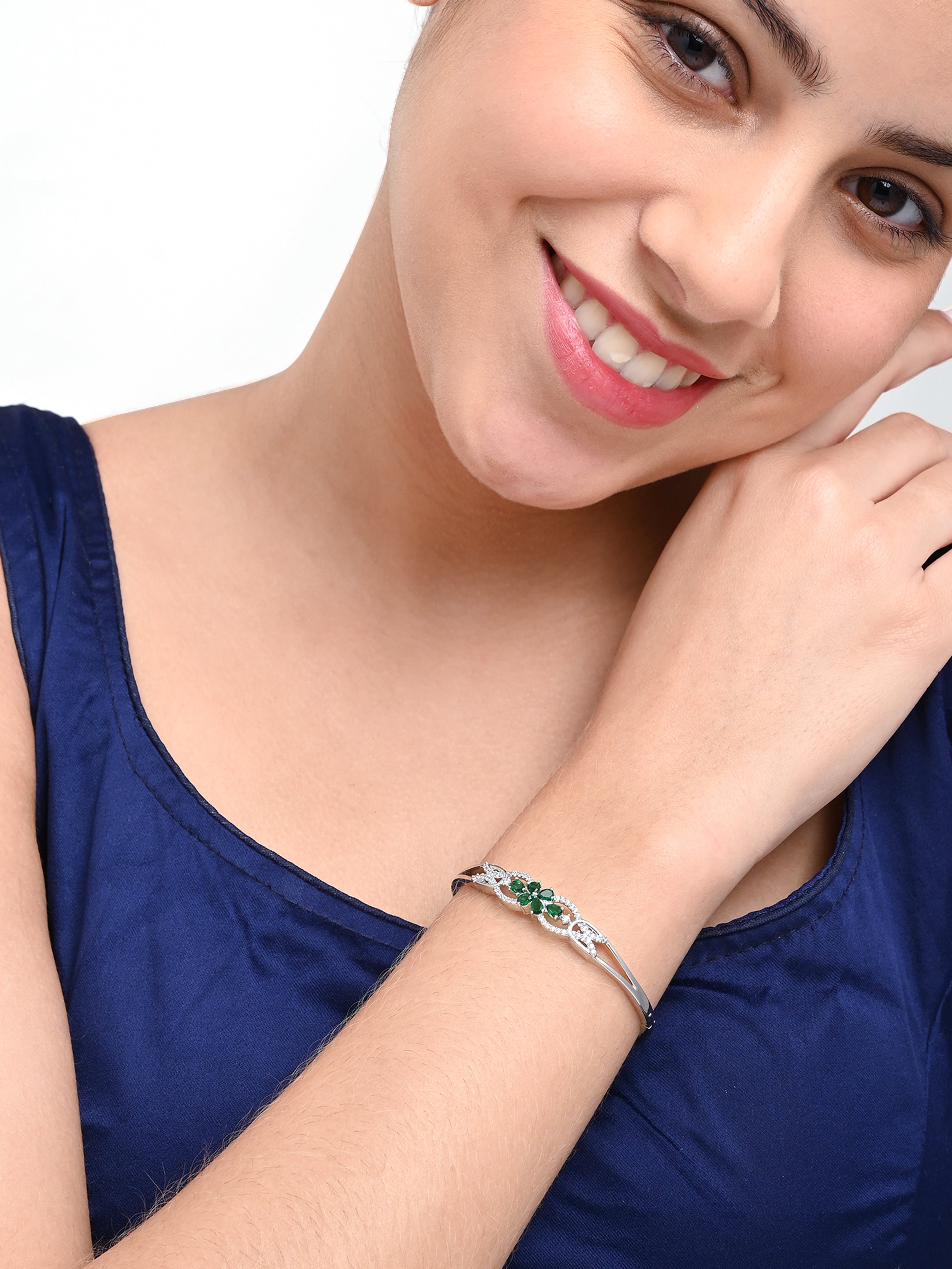 Elegant Silver-Plated Bracelet with Green Zircon Floral Design – Women’s Jewellery
