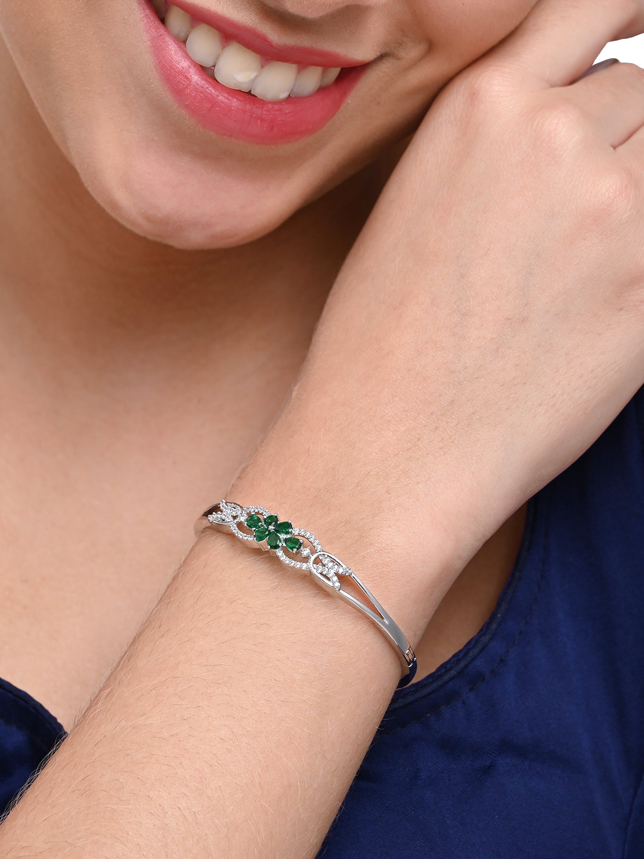 Elegant Silver-Plated Bracelet with Green Zircon Floral Design – Women’s Jewellery