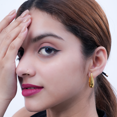 DZOIR Elegant Gold Stud Earrings for Women | Korean Inspired Minimalist Design, Timeless & Chic Jewelry for Everyday Wear