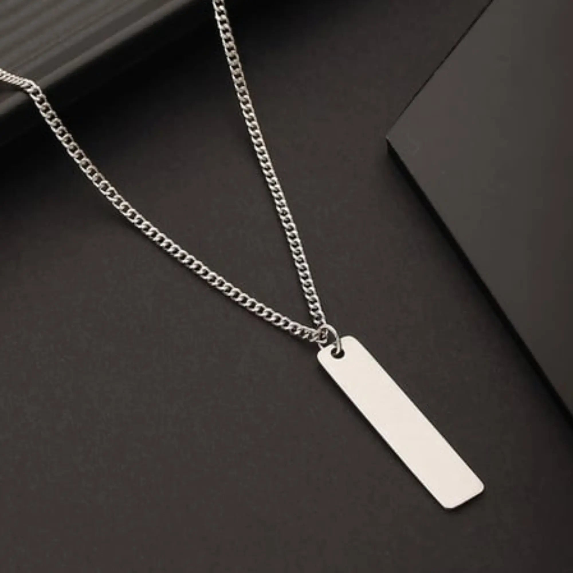 Men’s Minimalist Stainless Steel Bar Pendant Necklace – Sleek & Stylish DZOIR