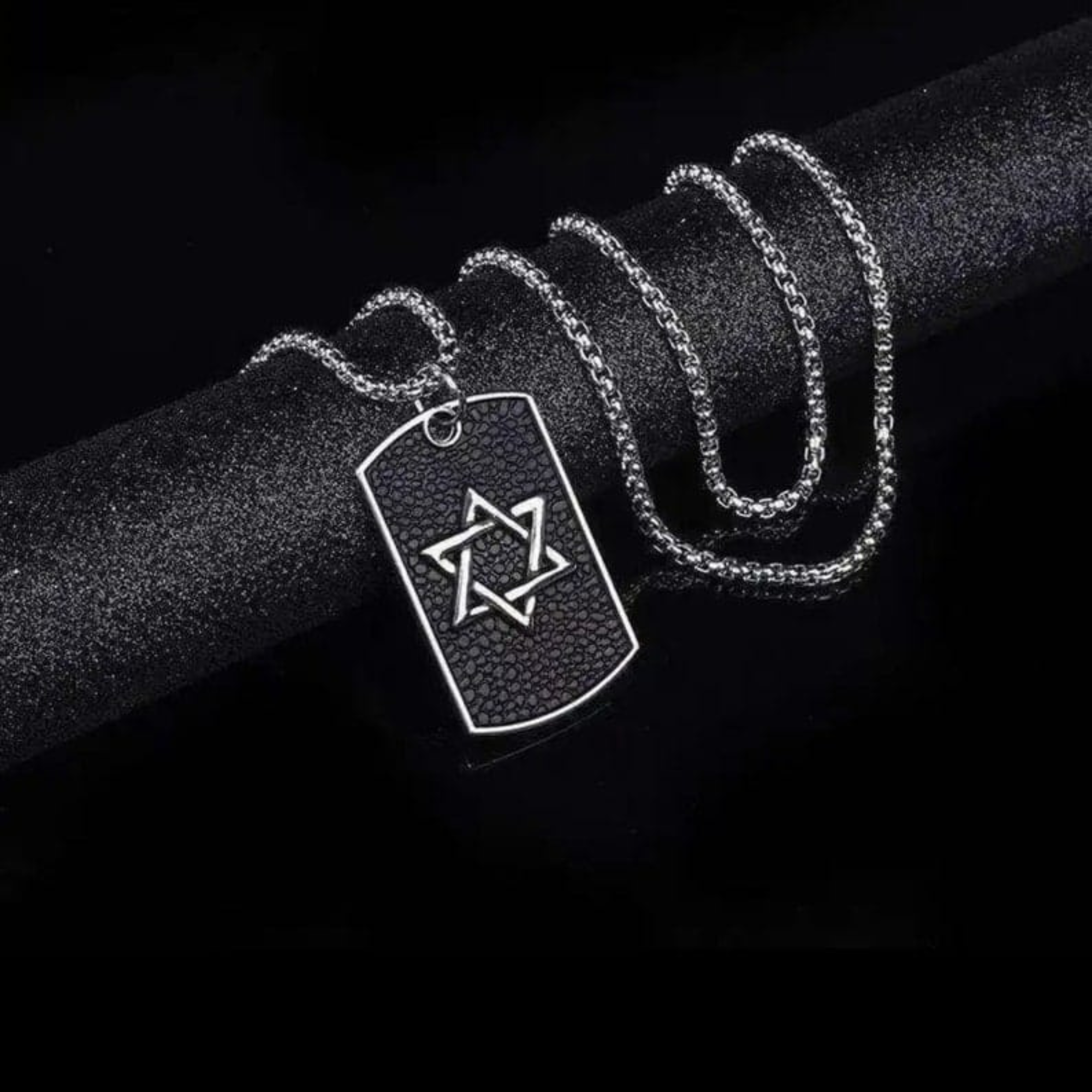 Men's Stainless Steel Star of David Dog Tag Pendant Necklace – Stylish Judaica Jewelry
